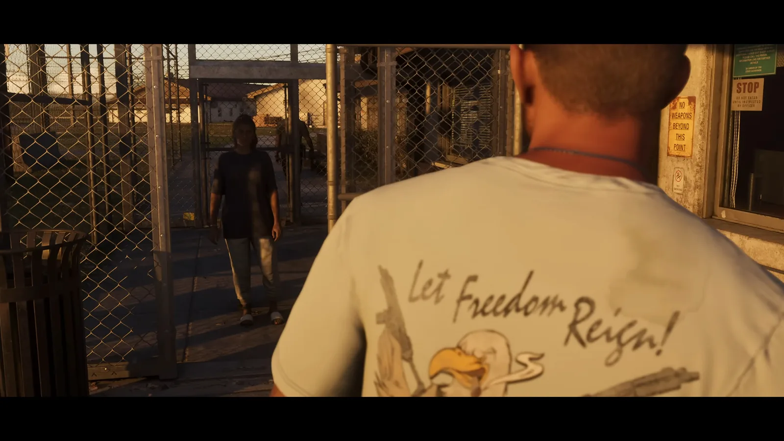 Jason buscando Lucia na penitenciaira